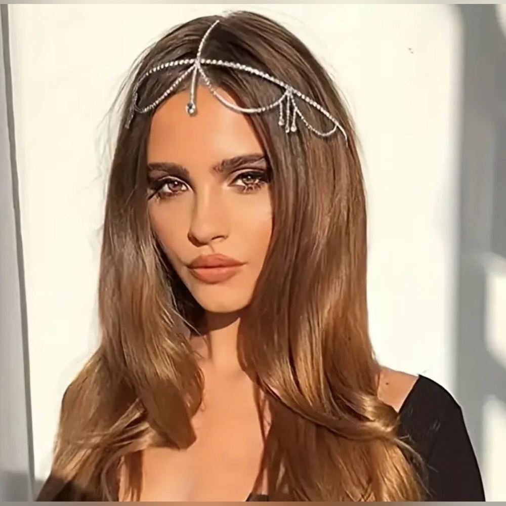 Rhinestone Waterdrop Head Chain: Bridal Hair Jewelry - Picture 1 of 5